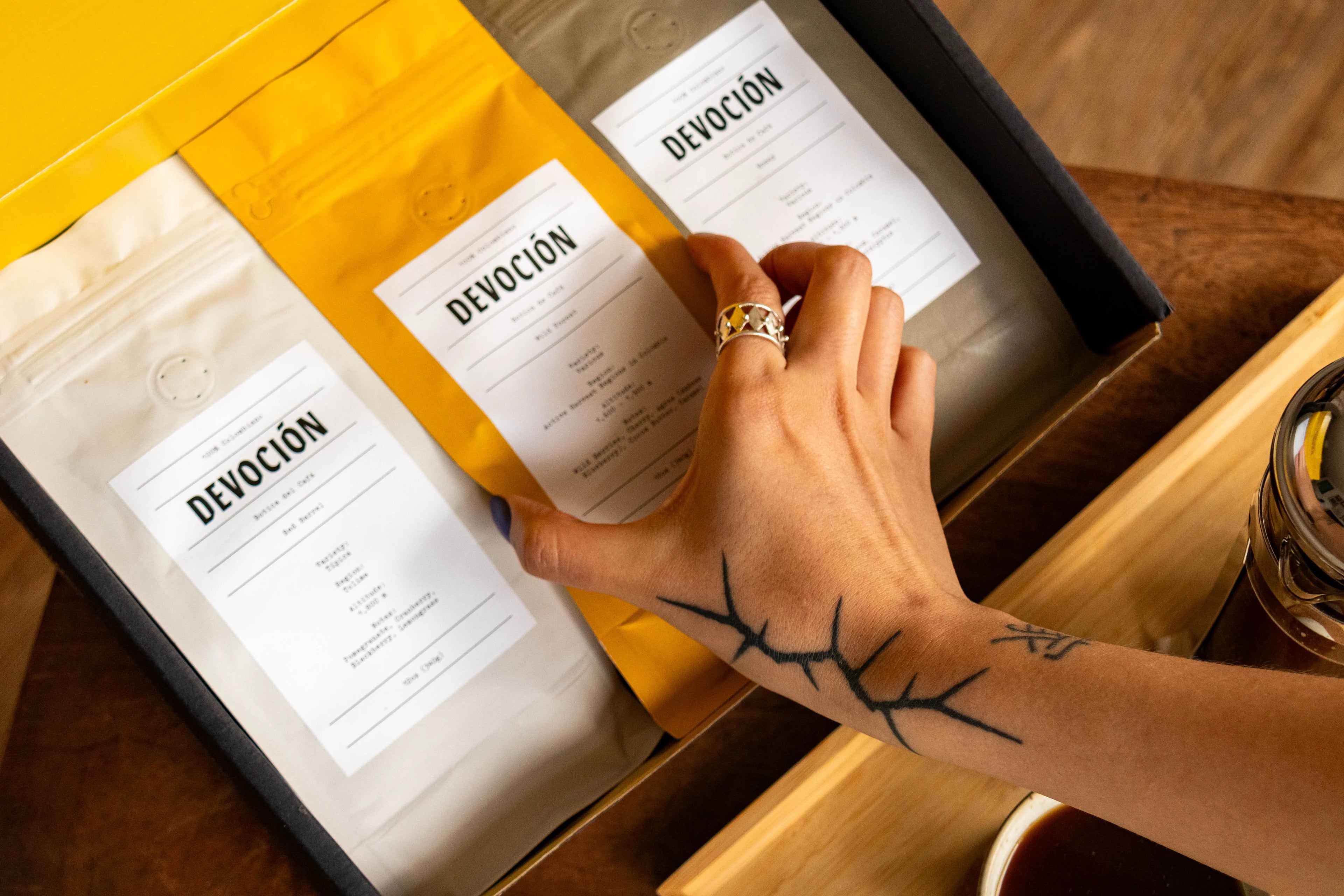 ROASTER'S PICK - COFFEE SUBSCRIPTION Devoción