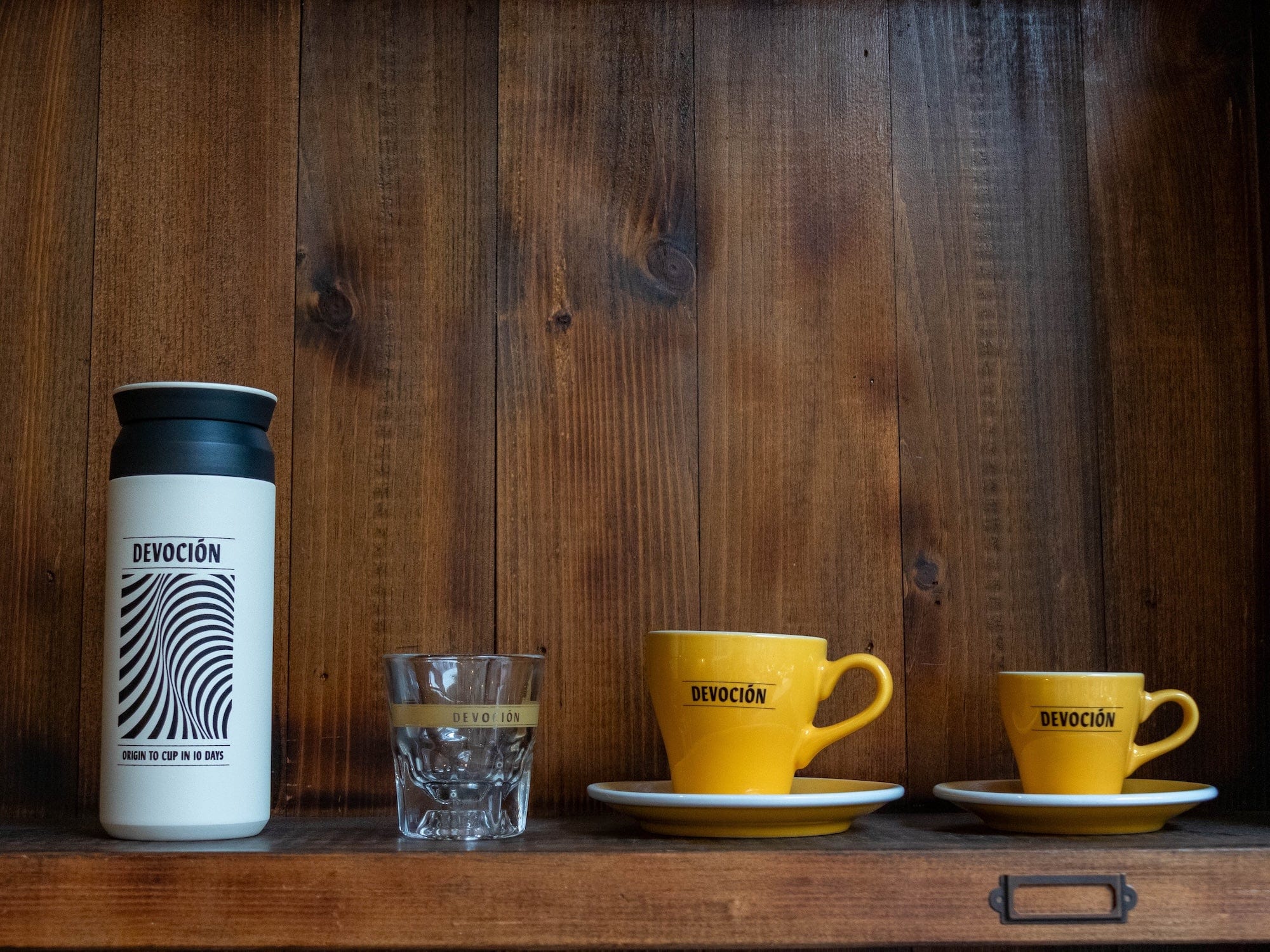 Devoción SIGNATURE CUP & SAUCER